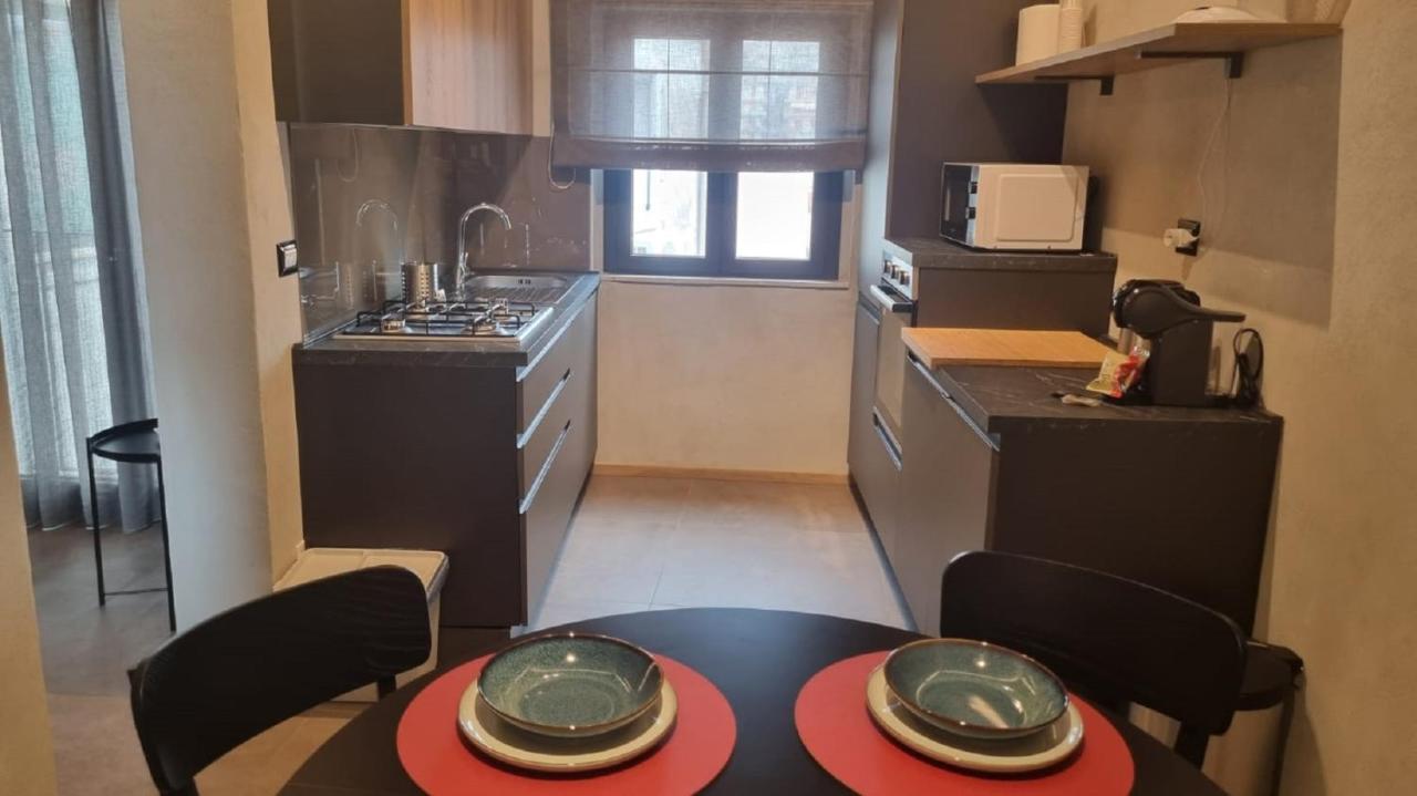 Dimora Dei Viaggiatori Apartment คาตาเนีย ภายนอก รูปภาพ