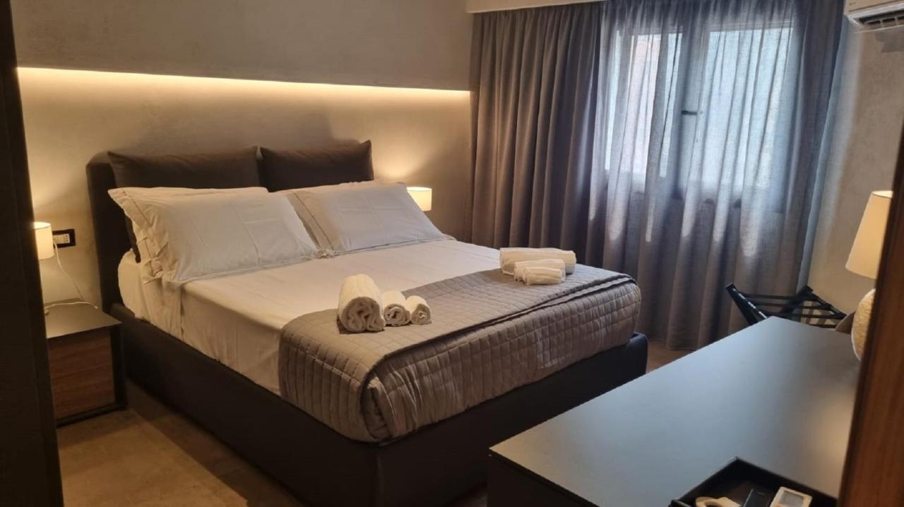 Dimora Dei Viaggiatori Apartment คาตาเนีย ภายนอก รูปภาพ