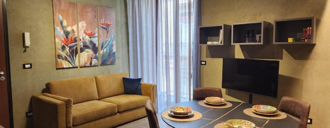 Dimora Dei Viaggiatori Apartment คาตาเนีย ภายนอก รูปภาพ